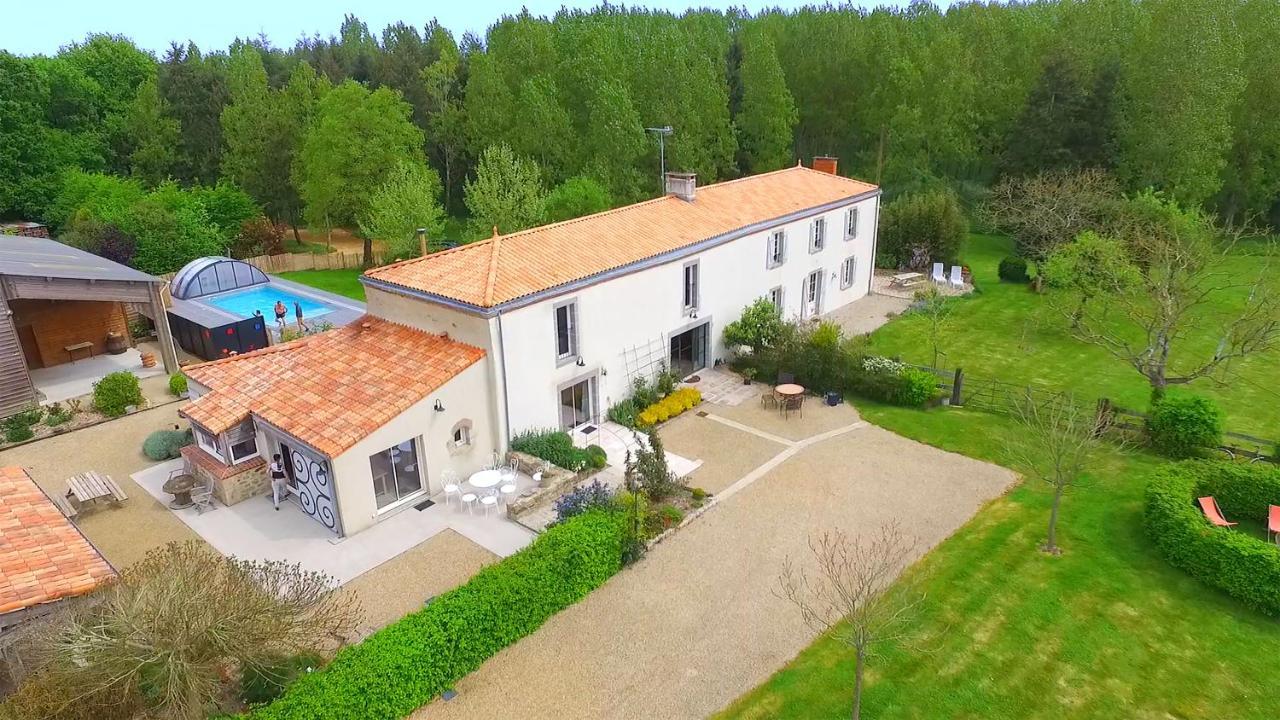 Chambres D'Hotes Au Gite De La Pommeraie Landeronde Экстерьер фото